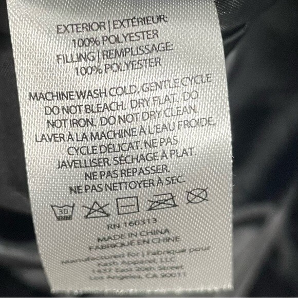 NWT Socialite Mae Quilted Vest S/M FabFitFun Black Lightweight NEW - Picture 5 of 7